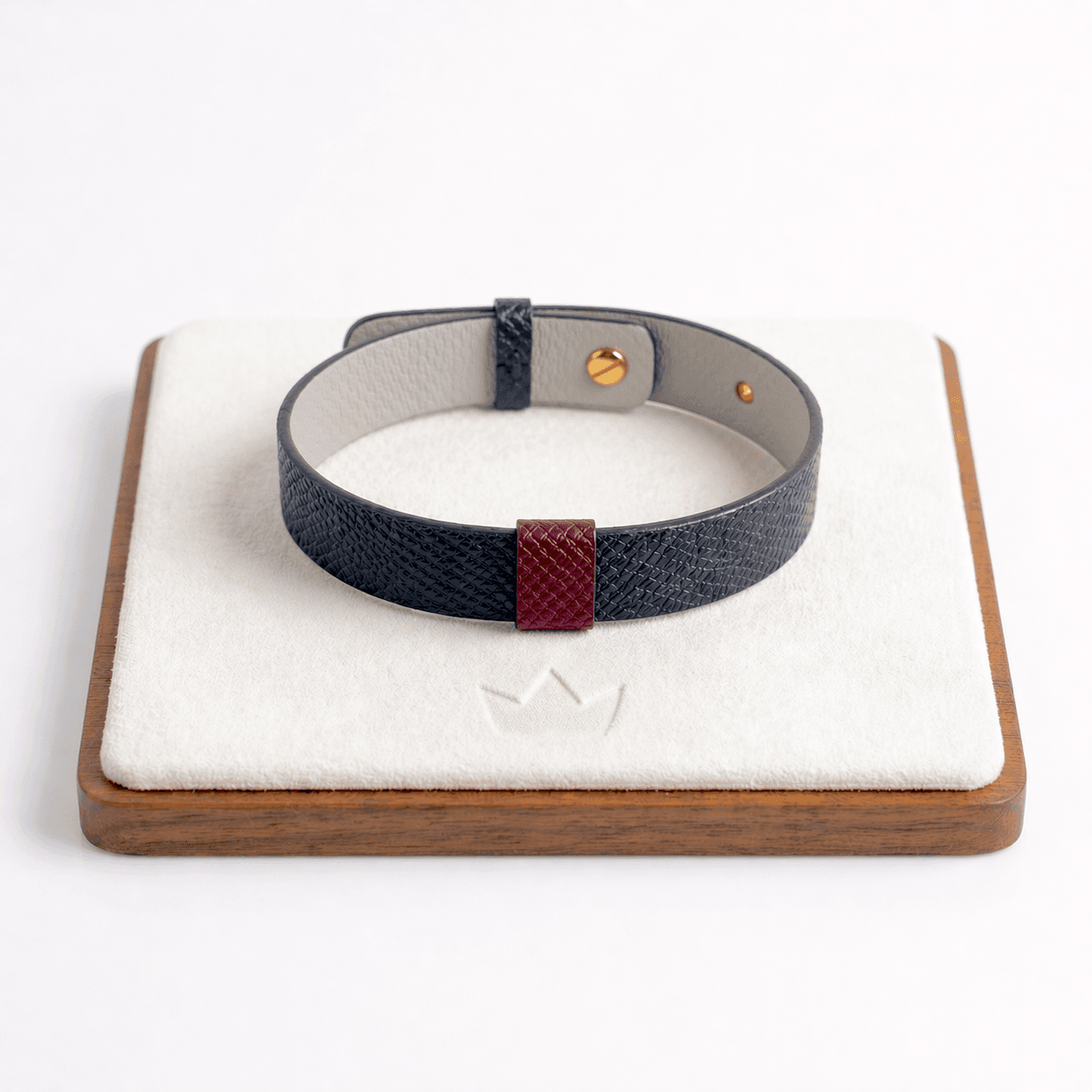 The Signature Cuff — Speakers Edition